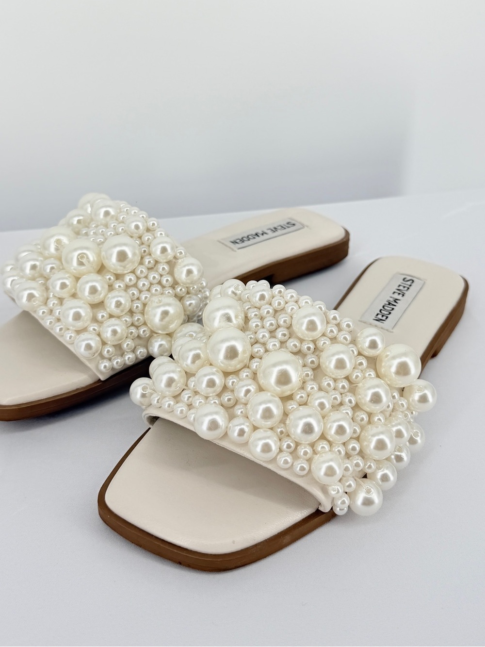 Steve Madden Pearl Embellished Slide Sandals Ivory Women’s Size 5.5